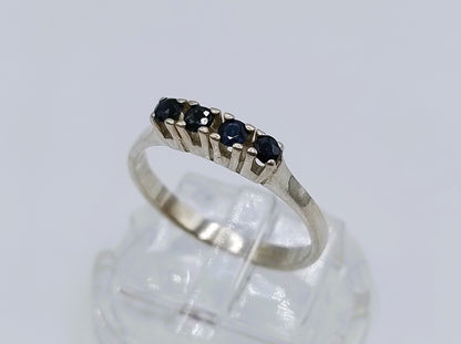 Silver sliding ring with sapphire, 17 mm