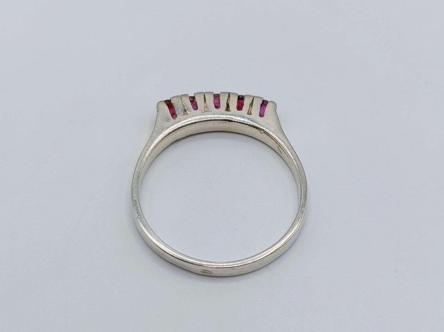 Silver sliding ring with ruby, 17 mm
