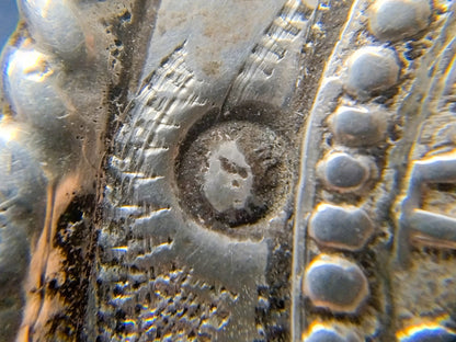 Antieke zilveren broekstukken, Zeeuwse streekdracht, Walcheren, 1902