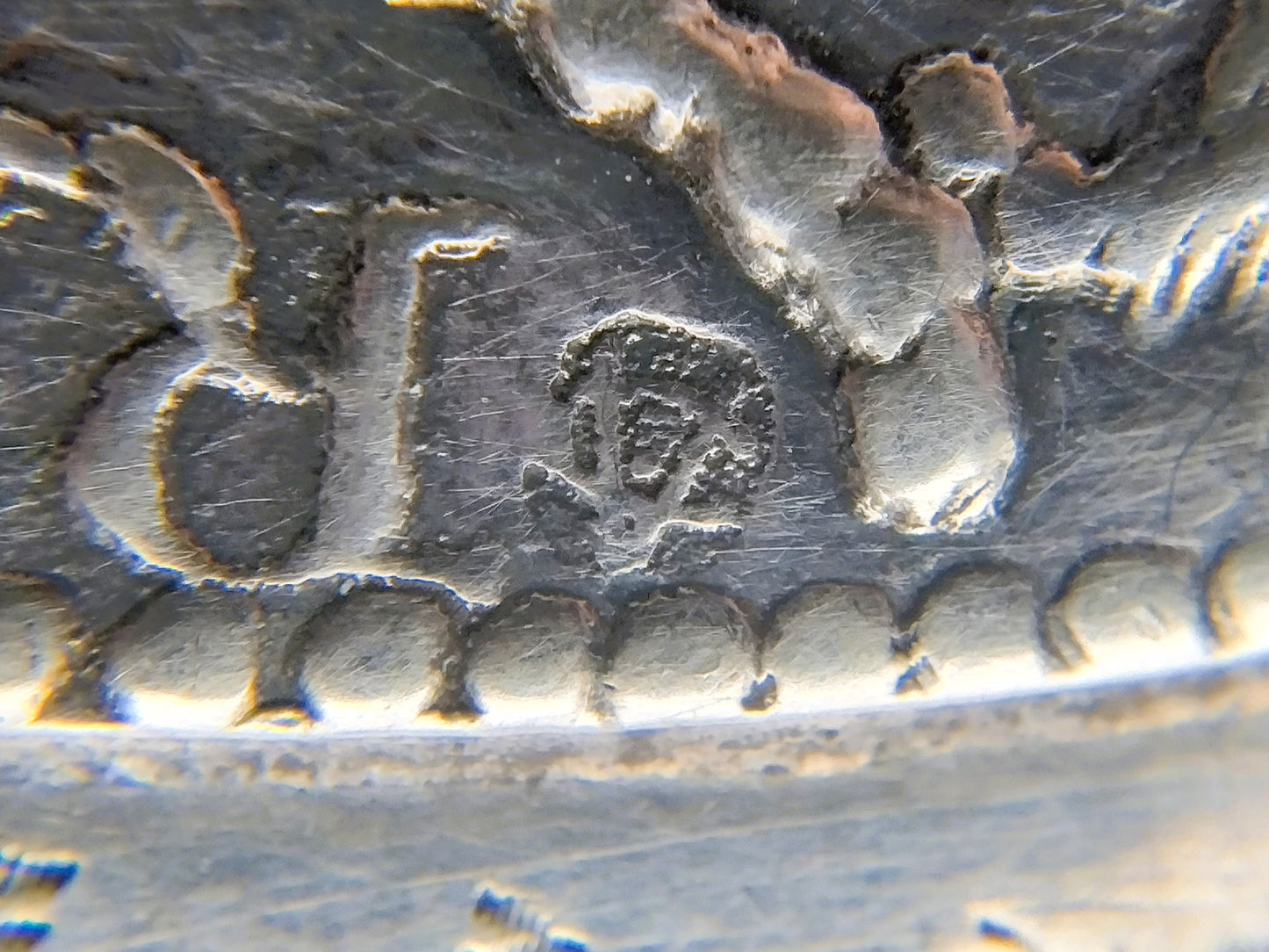 Zilveren broche van broekstuk Walcheren, C. Hoekstra Vos, Amsterdam