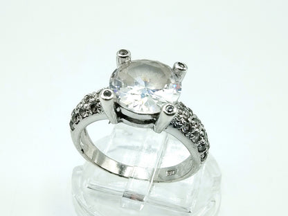 Zilveren ring met grote zirkonia, 17 mm
