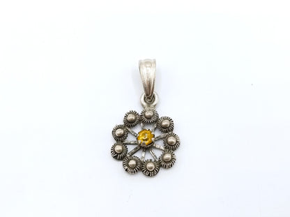Silver Zeeland button pendant