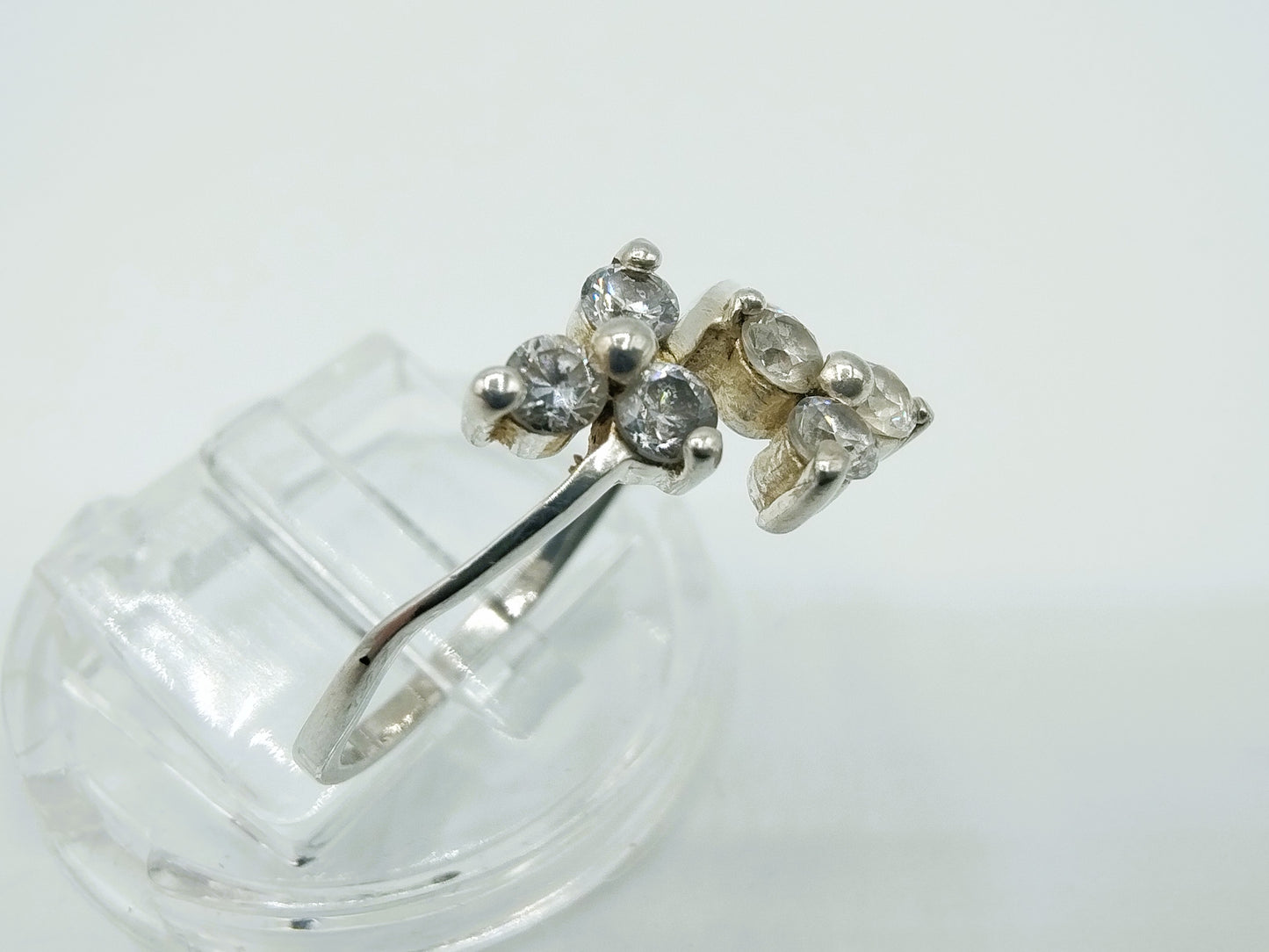 Zilveren ring met zirkonia's, 17,5 mm