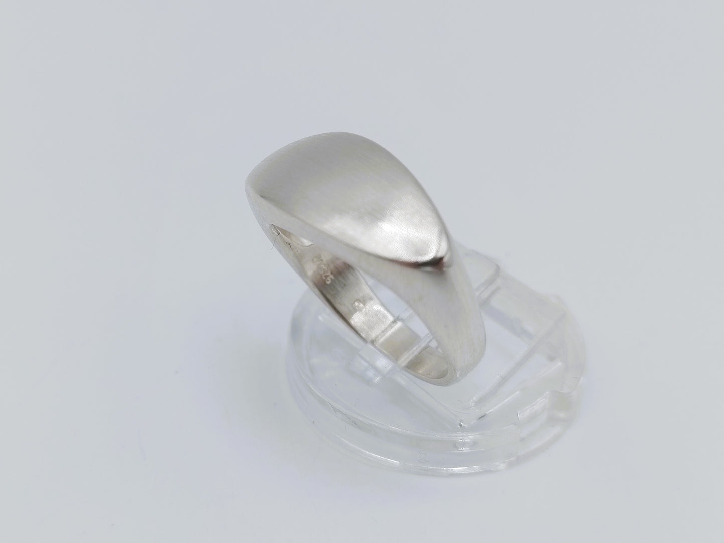 Mat zilveren ring, 17 mm