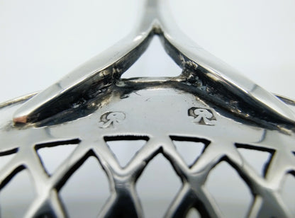 Zilveren strooilepel, W. Roosen, Groningen, ca. 1805