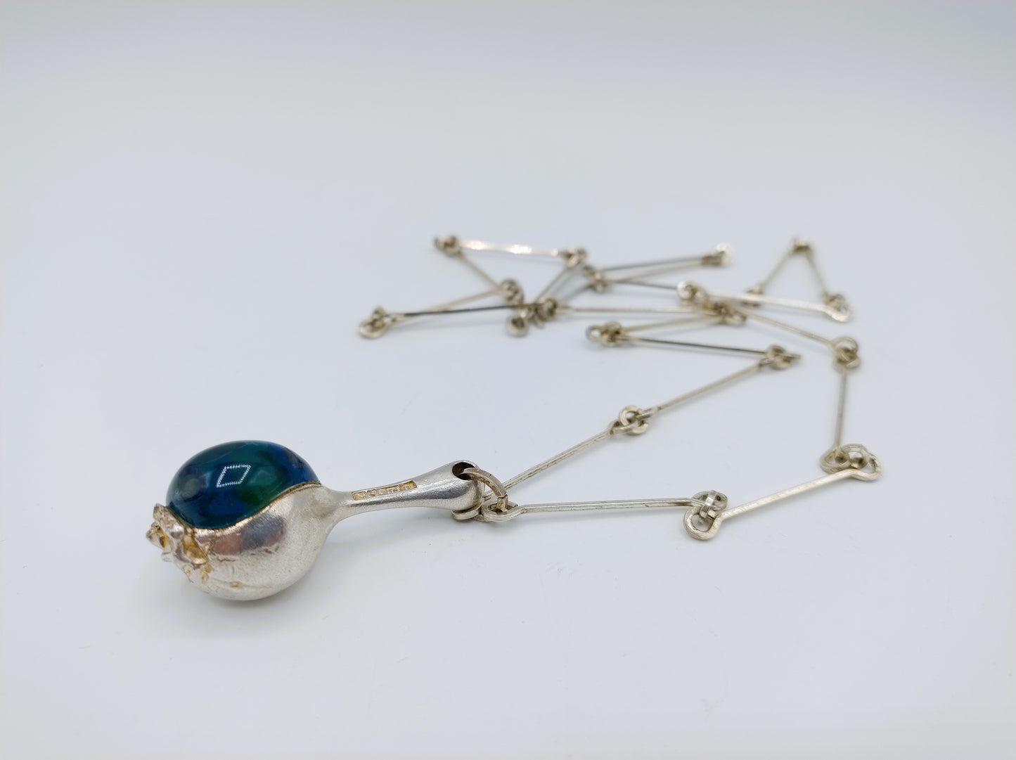 Zilveren ketting met 'Nectaris' hanger, Lapponia, Finland, 1980, 74 cm