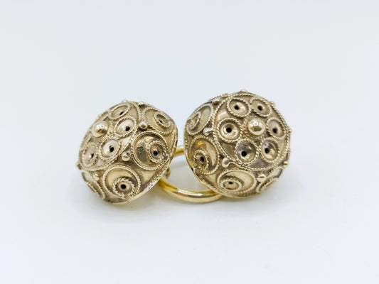 Goudvergulde zilveren keelknopen, Staphorst, ca. 1900