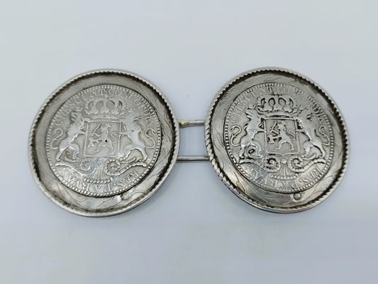 Antieke zilveren broekstukken, Zeeuwse streekdracht, Walcheren, ca. 1900