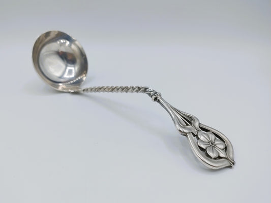 Zilveren saus- of juslepel, J.A.A. Gerritsen, Zeist, 1910