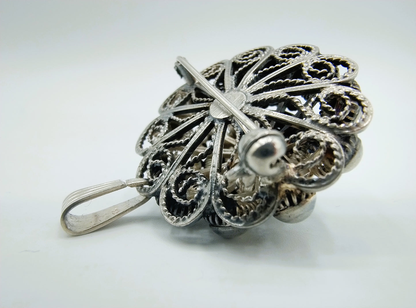 Silver Zeeland button brooch or pendant