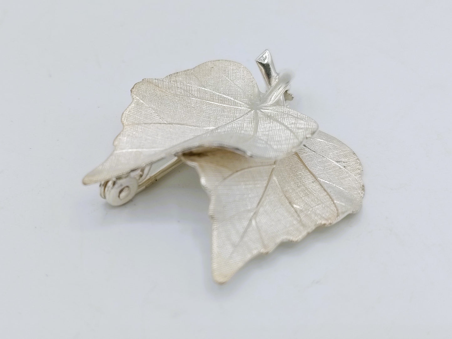 Silver leaf brooch, 925