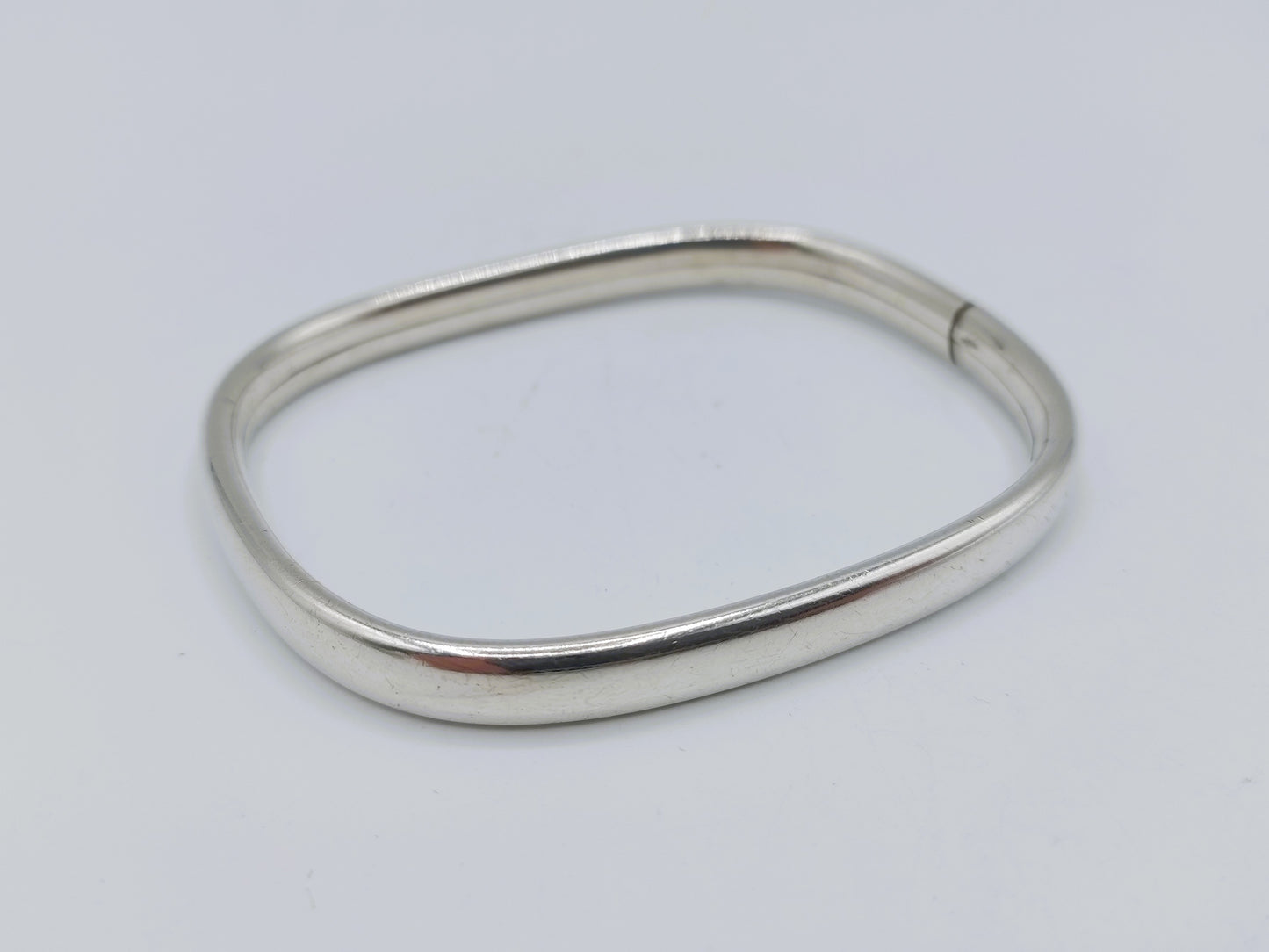 Silver slave bracelet, 835