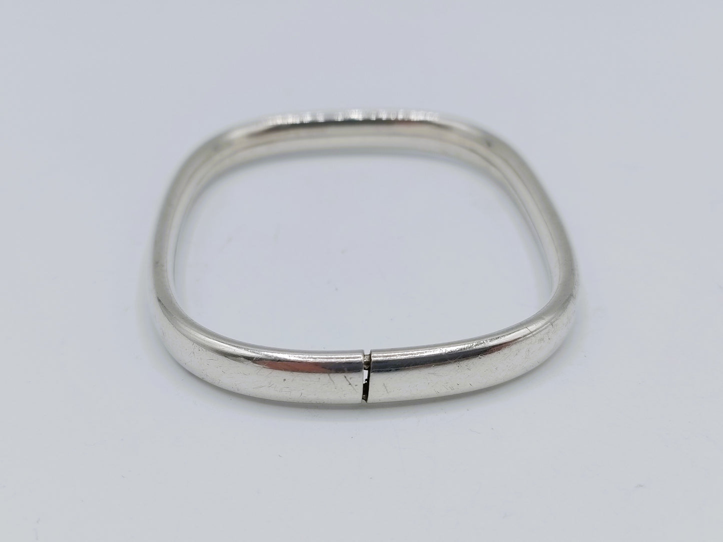 Silver slave bracelet, 835