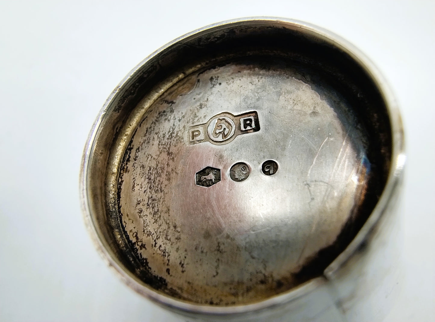 Silver miniature soap dish, B. Drost Gz, Rhenen, 1976