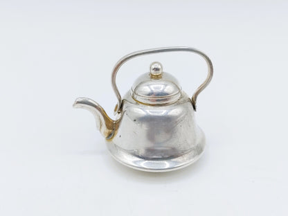 Zilveren miniatuur theeketel, B. Drost Gz, Rhenen, 1977