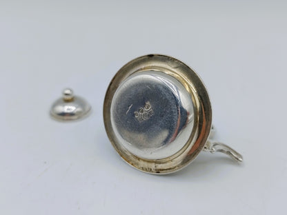 Zilveren miniatuur theeketel, B. Drost Gz, Rhenen, 1977