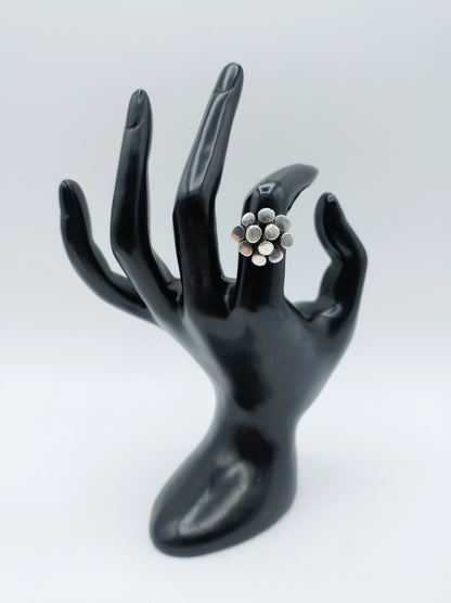Silver design ring, 17.5 mm