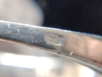 Silver design ring, 17.5 mm