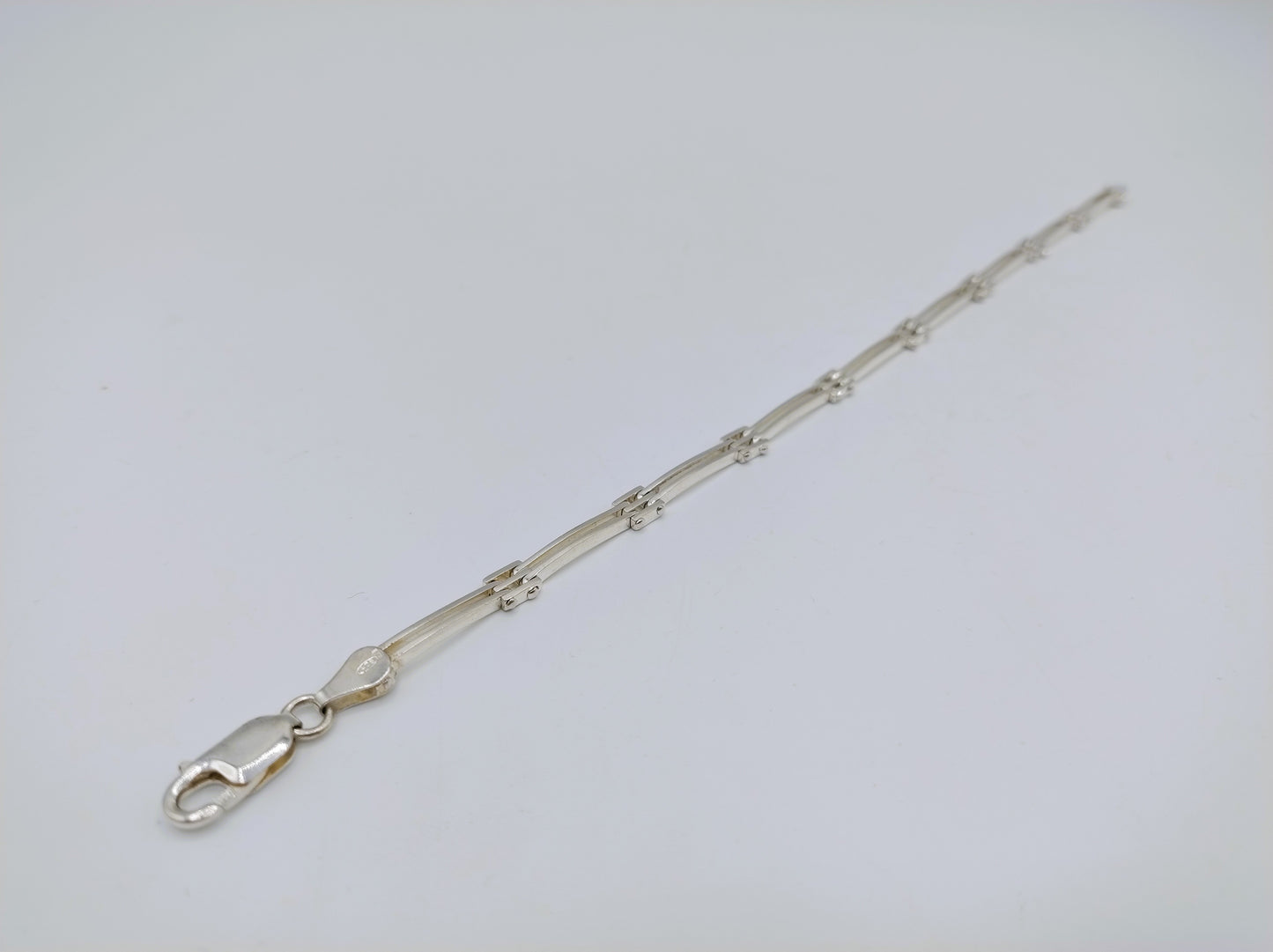 Silver link bracelet, 20 cm