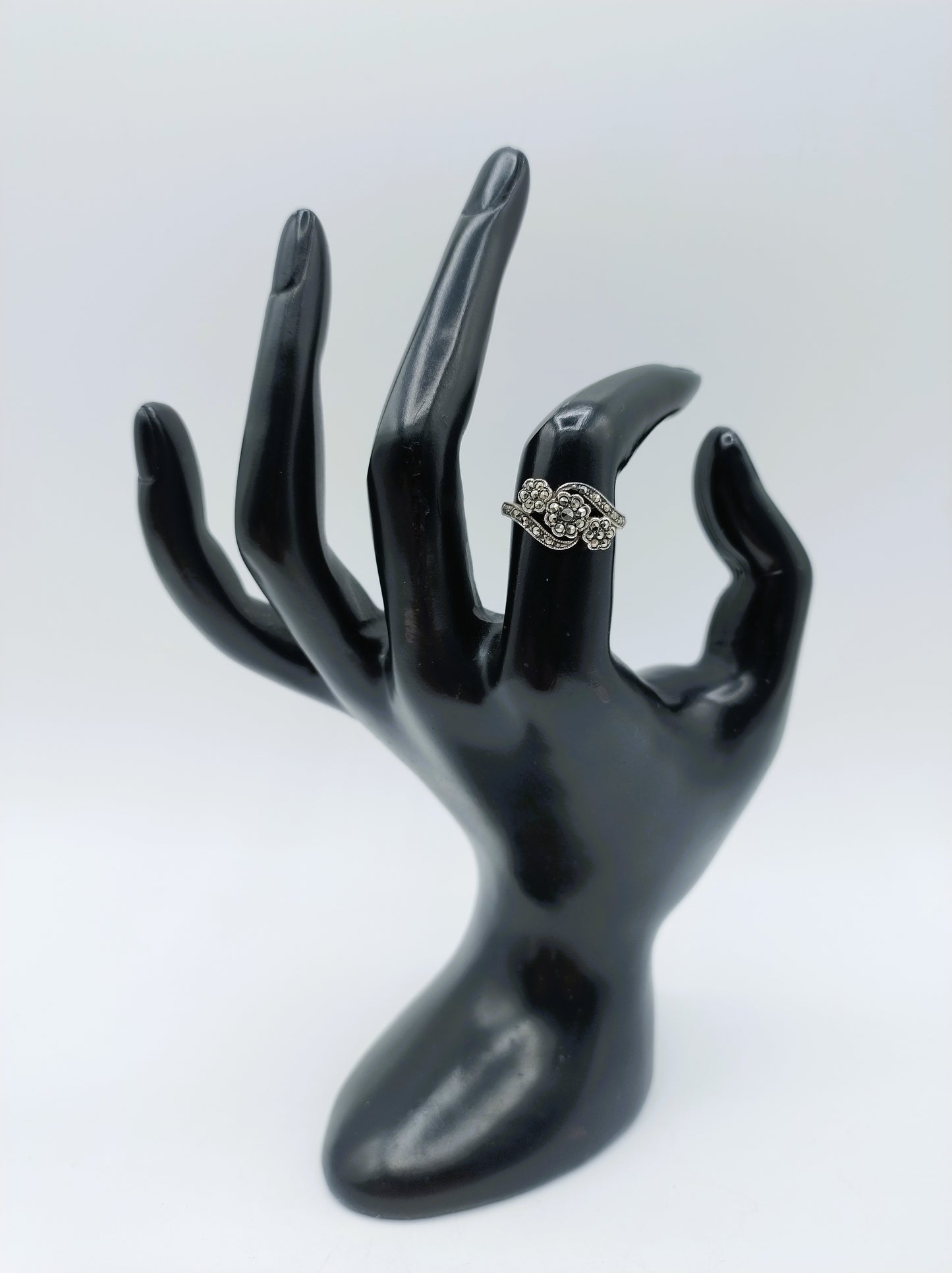 Silver ring with marcasites, 17 mm