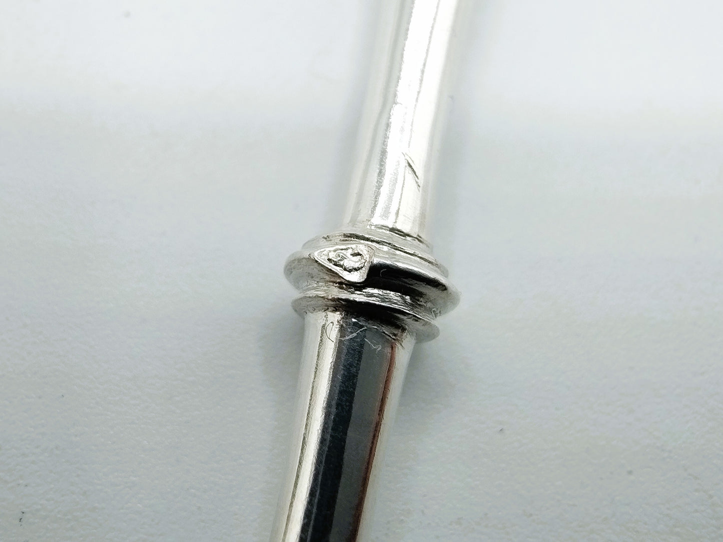 Zilveren miniatuur vijzel met stamper, J. D. Pont, Amsterdam, 1752