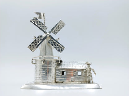 Zilveren miniatuur molen met woning, Hoorn, 1916