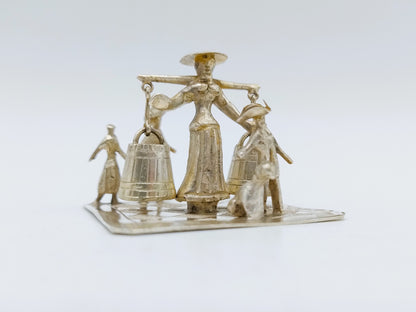 Zilveren miniatuur, Melkdame, J. Verhoogt, Hoorn, 1901