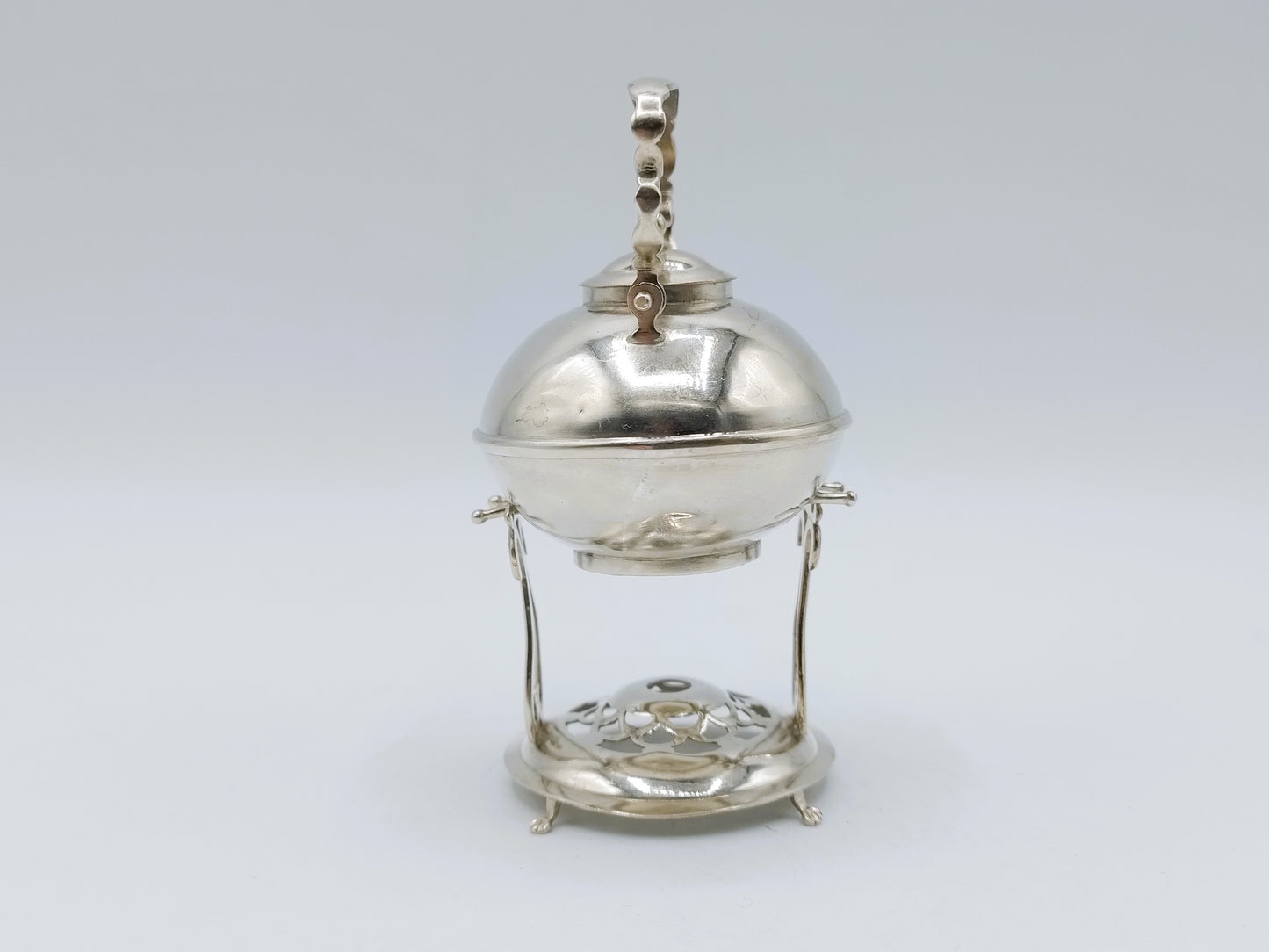 Zilveren miniatuur, ketel op standaard, E.L. Tulleners, Leeuwarden, ca. 1880