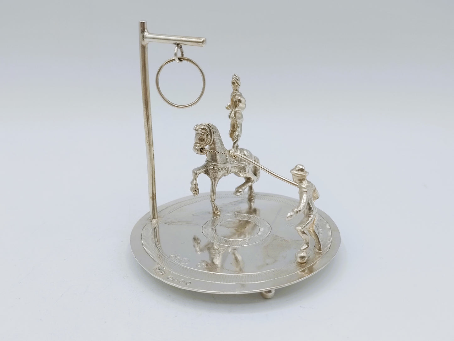 Zilveren miniatuur van een circusact, Friesland, 1890