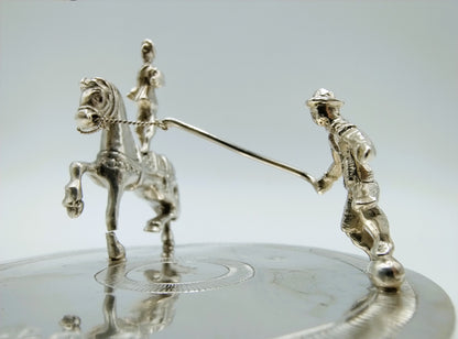 Zilveren miniatuur van een circusact, Friesland, 1890
