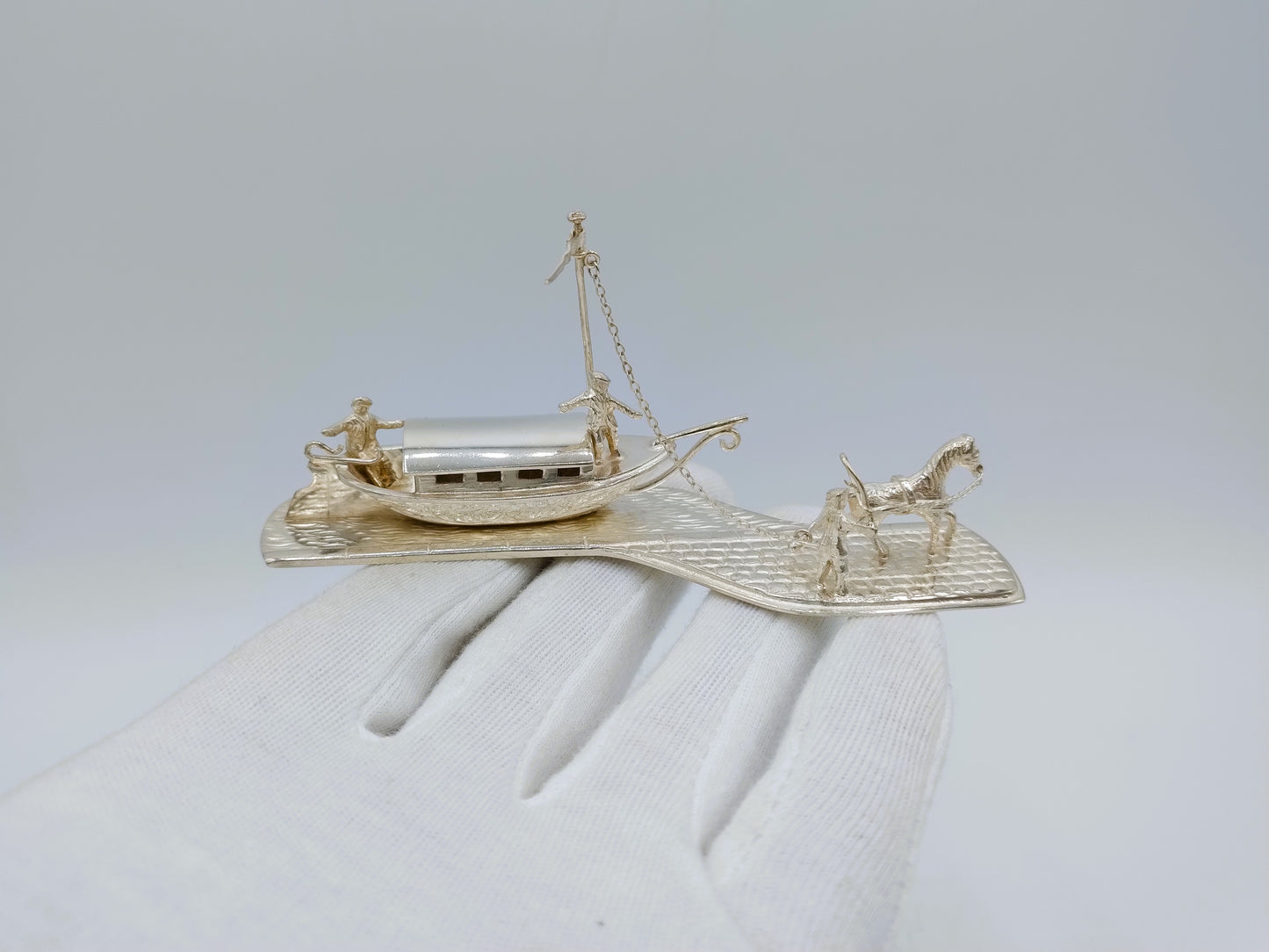Zilveren miniatuur trekschuit met paard, H. Hooijkaas, Schoonhoven, 1971