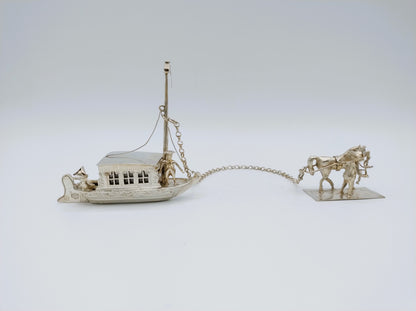 Zilveren miniatuur trekschuit met paard, J. van Straten, Hoorn, 1896