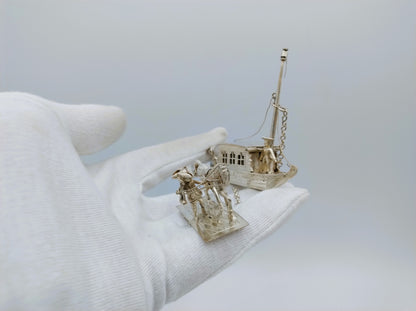 Zilveren miniatuur trekschuit met paard, J. van Straten, Hoorn, 1896