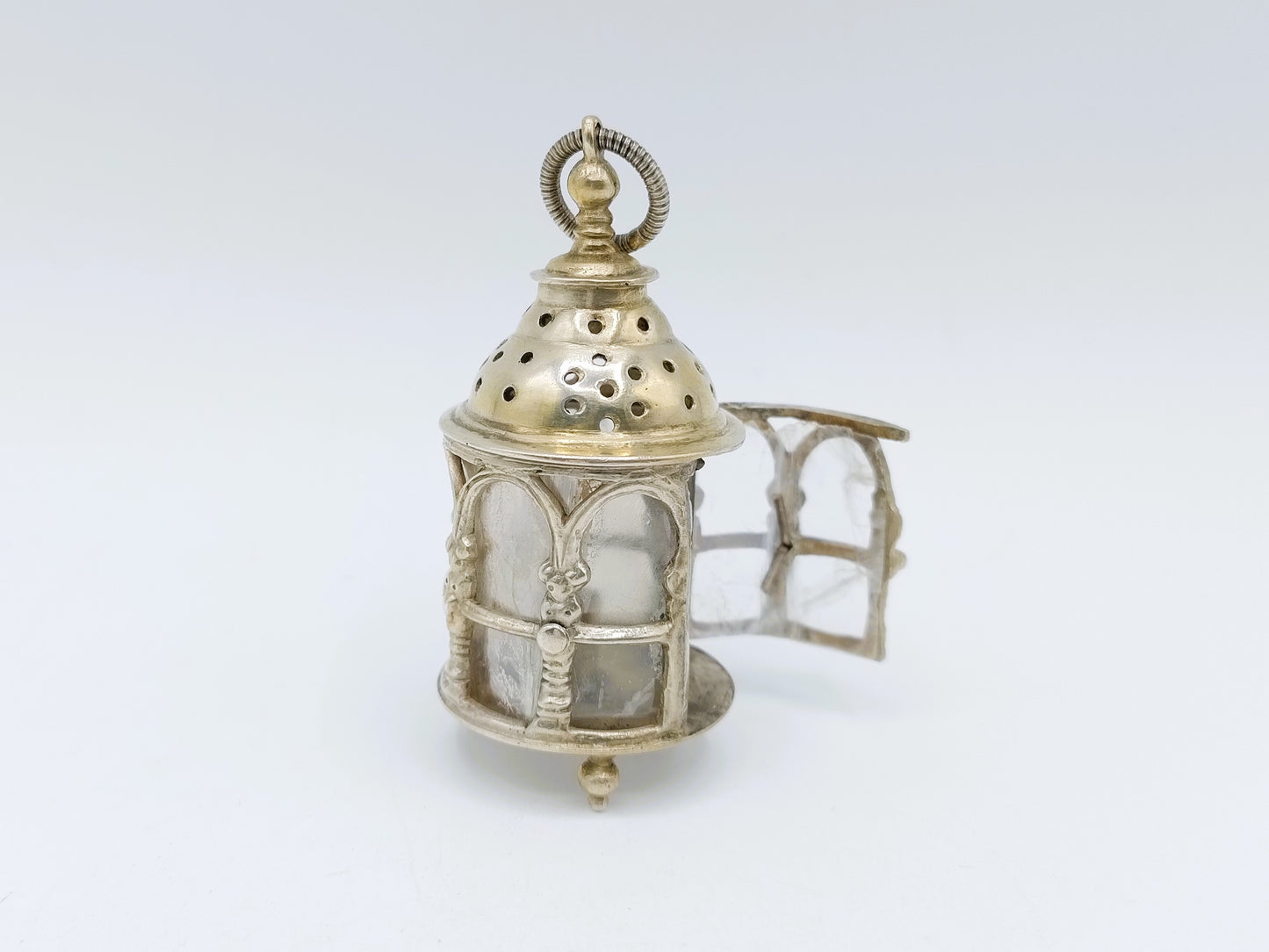 Zilveren miniatuur, lantaarn, J. S. Zwanenburg, Sneek, 20e eeuws