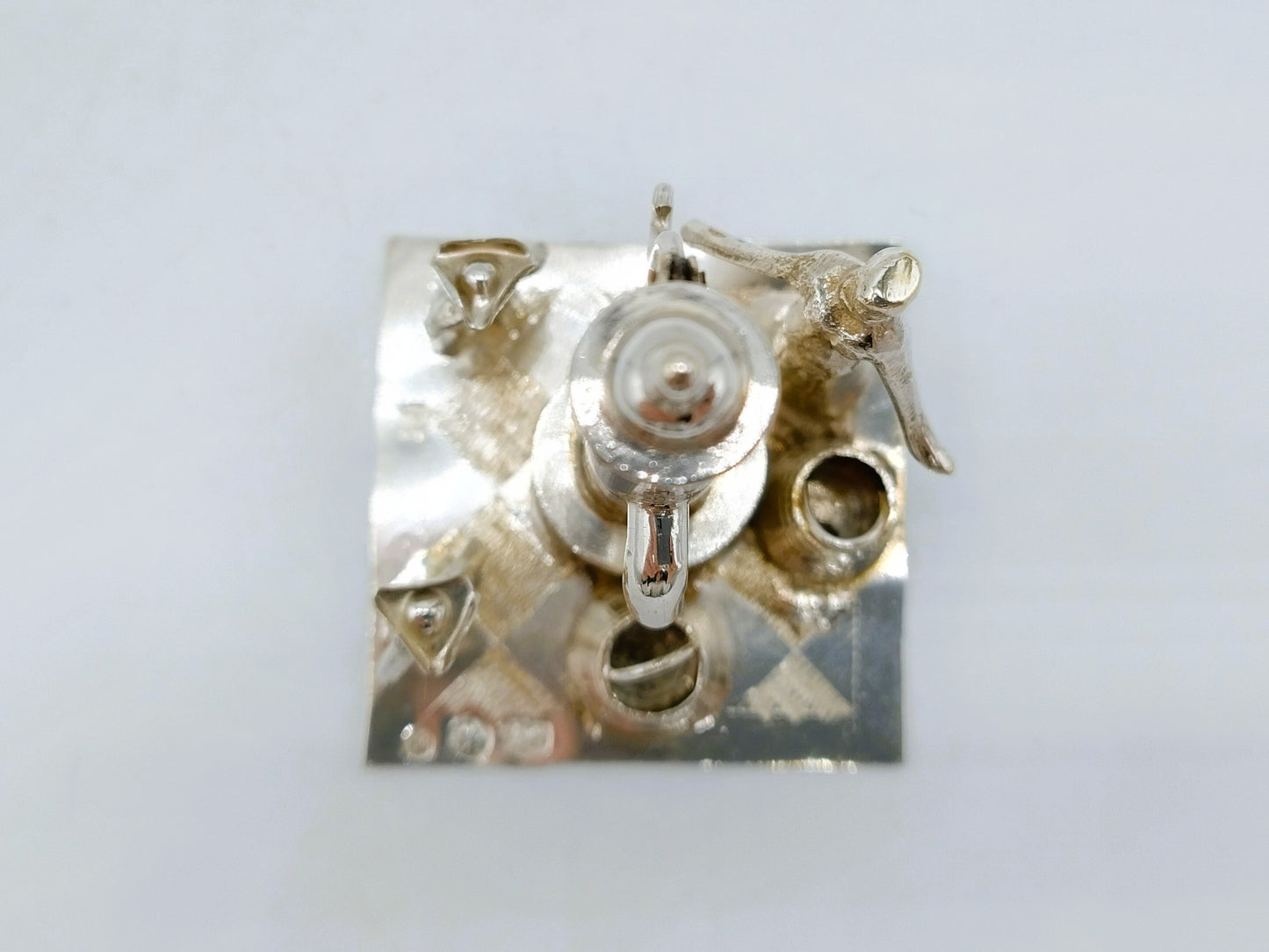 Zilveren miniatuur, waterpomp, J. Verhoogt, Hoorn, 1909