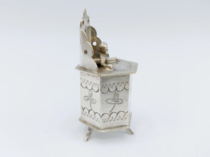 Zilveren miniatuur kinderstoel, A.F. Westerwaal, Amsterdam, ca. 1910