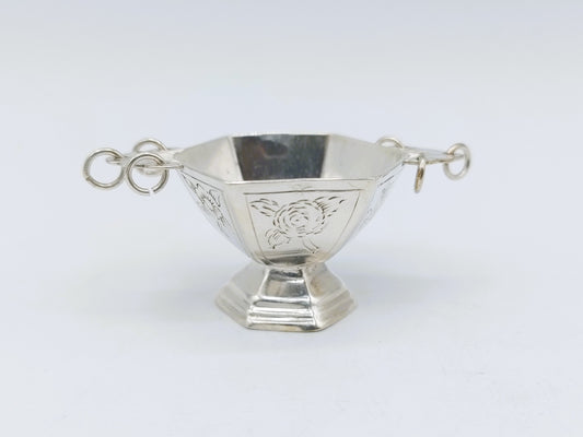 Zilveren miniatuur brandewijnkom, 19e eeuws