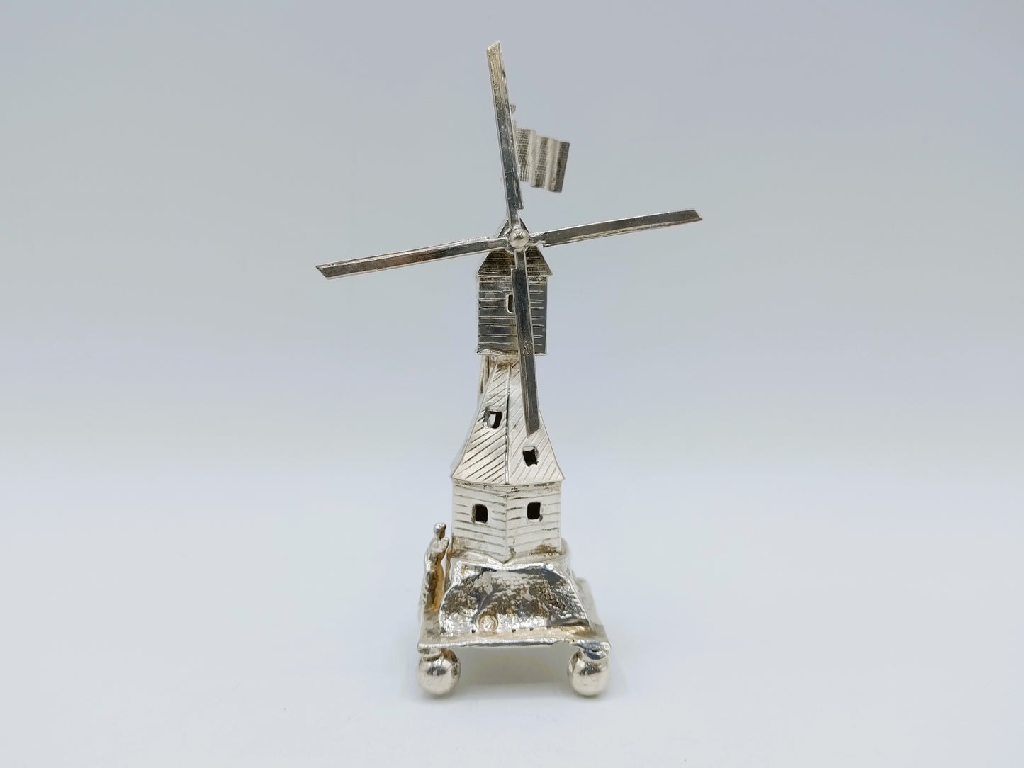 Silver miniature windmill, J. Verhoogt, Hoorn, 1910