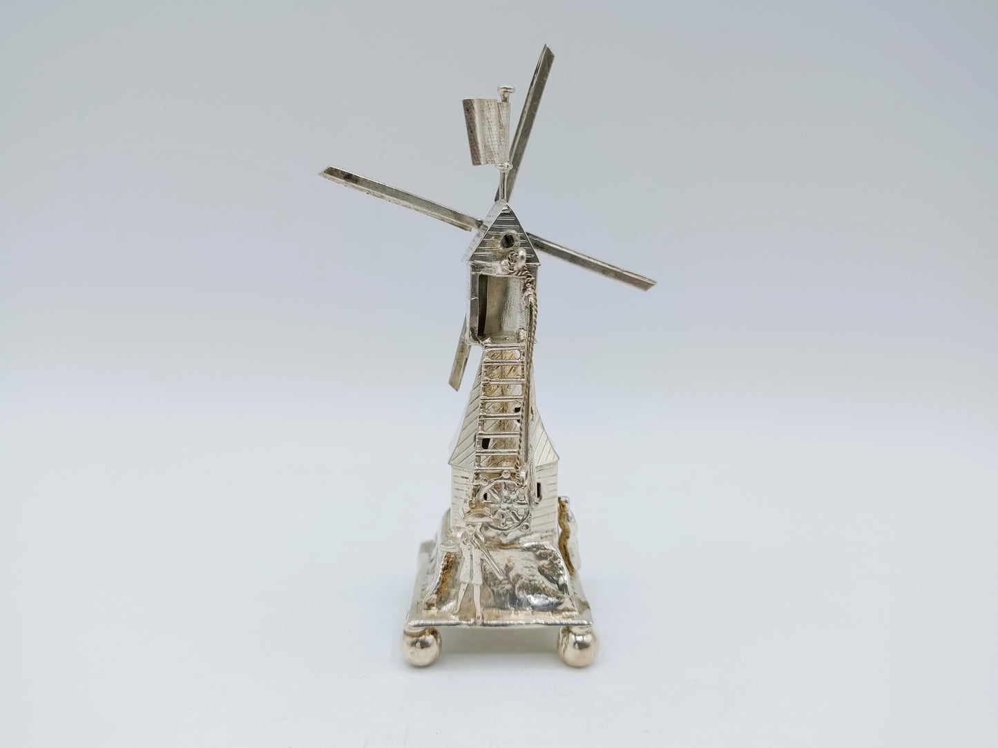 Silver miniature windmill, J. Verhoogt, Hoorn, 1910