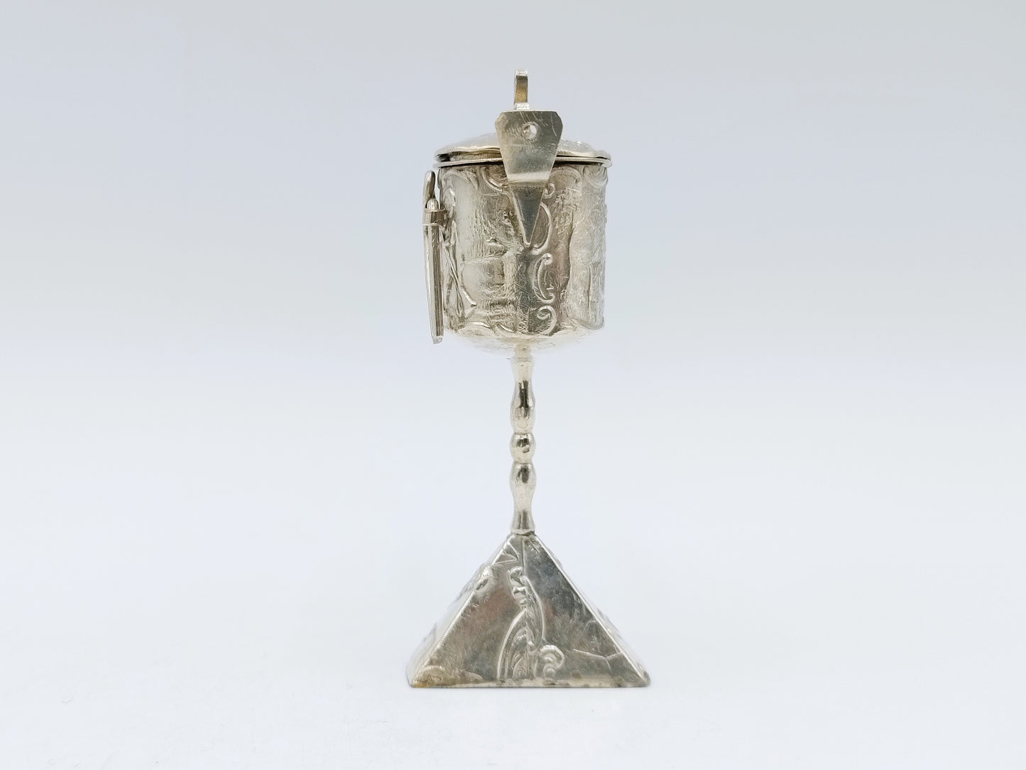 Silver miniature snotneus, 19th century
