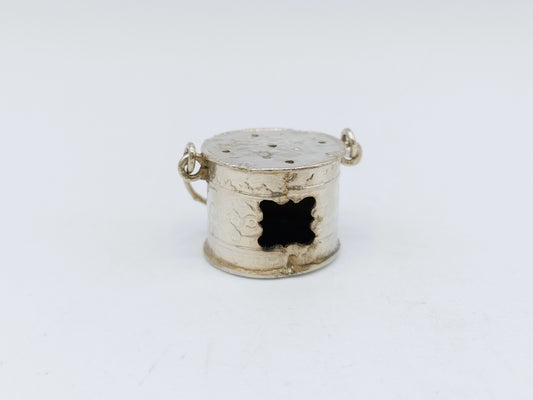 Zilveren miniatuur voetstoof, H. Hooijkaas, Schoonhoven, ca. 1910
