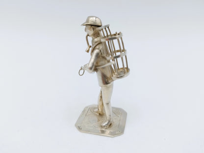 Silver miniature man with basket, J. Held, Amsterdam, ca. 1870