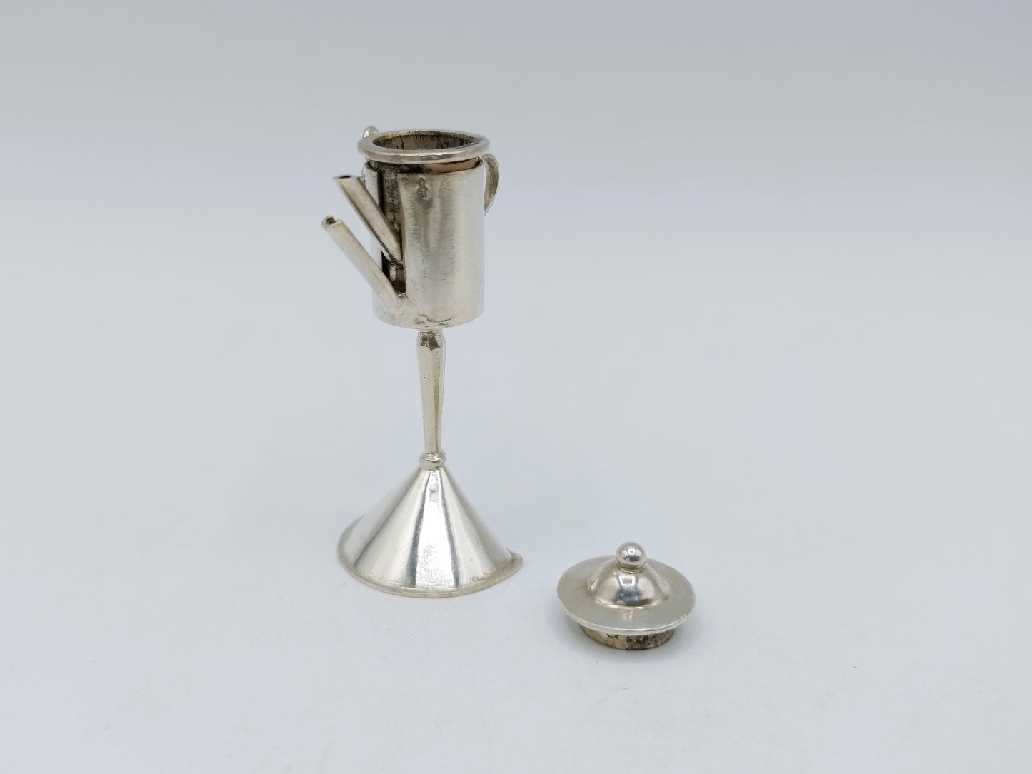 Silver miniature snotneus, 19th century