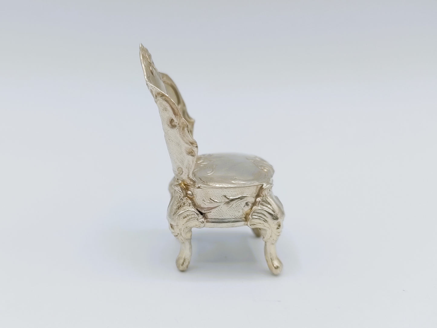 Silver chair, W. Moering, London, 1900
