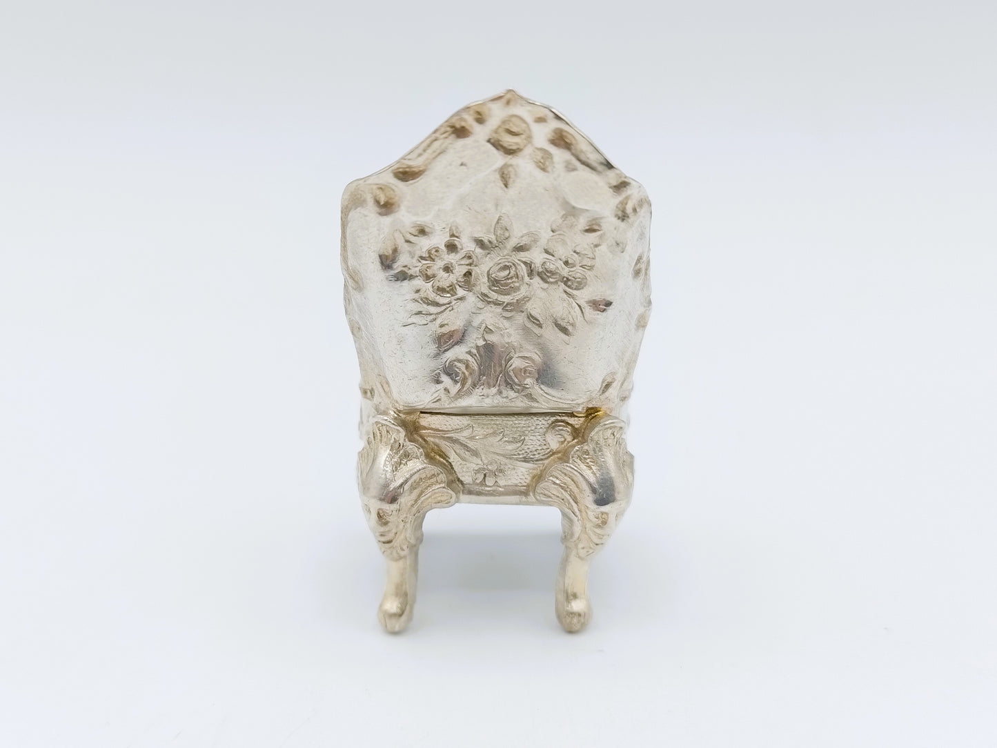 Silver chair, W. Moering, London, 1900