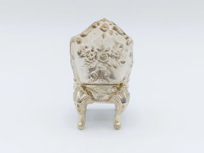 Silver chair, W. Moering, London, 1900