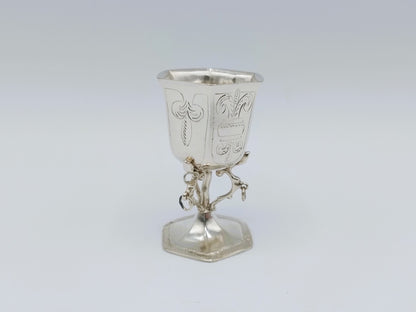Zilveren miniatuur beker, J.S. Zwanenburg & Zn, Sneek, 19e eeuws