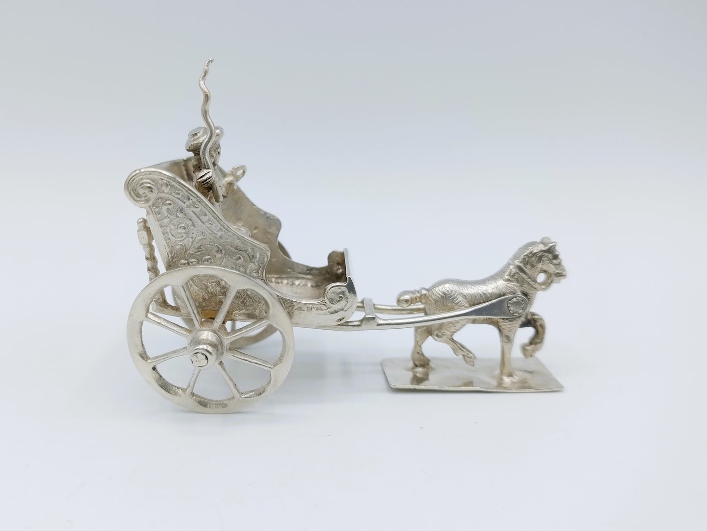 Zilveren miniatuur sjees met paard, F. van Strant I, Amsterdam, ca. 1715