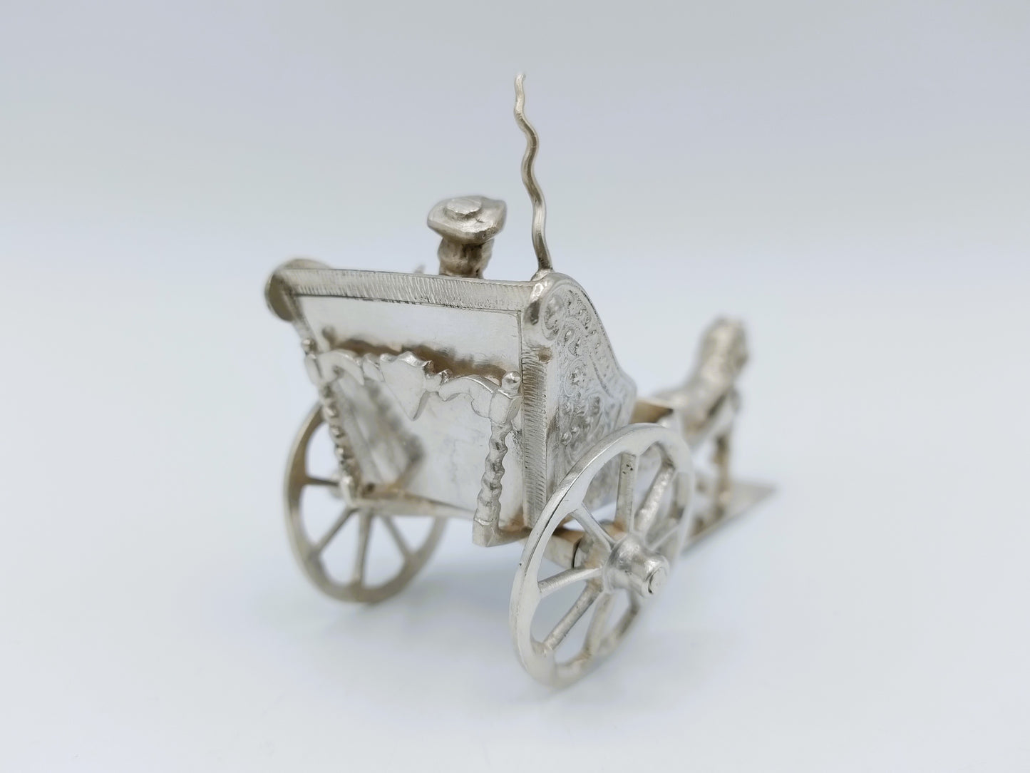Zilveren miniatuur sjees met paard, F. van Strant I, Amsterdam, ca. 1715