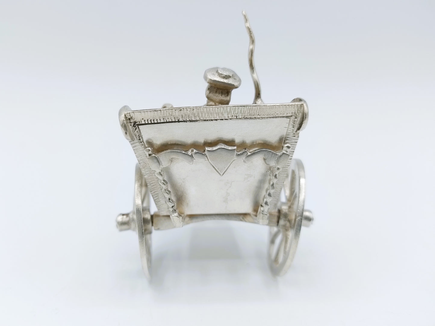Zilveren miniatuur sjees met paard, F. van Strant I, Amsterdam, ca. 1715